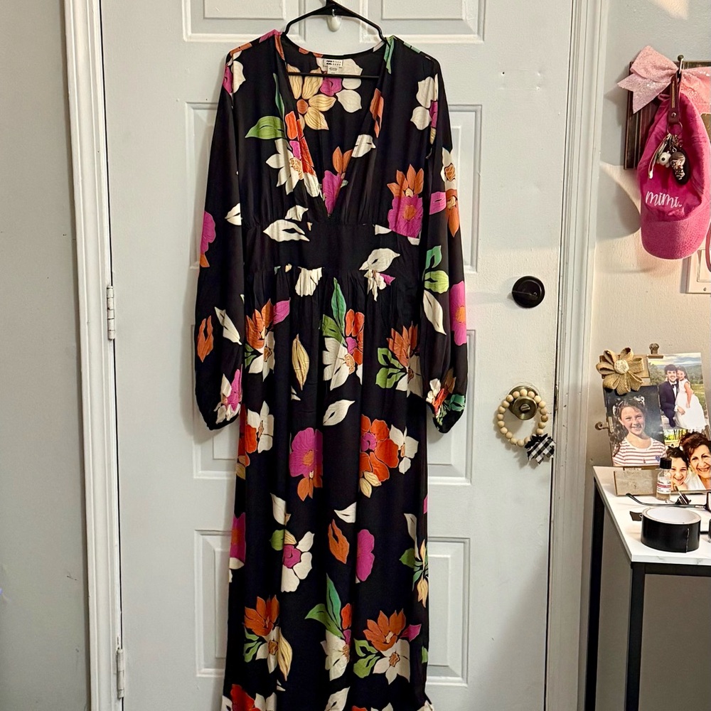 Billabong Black Floral Long Sleeve Dress